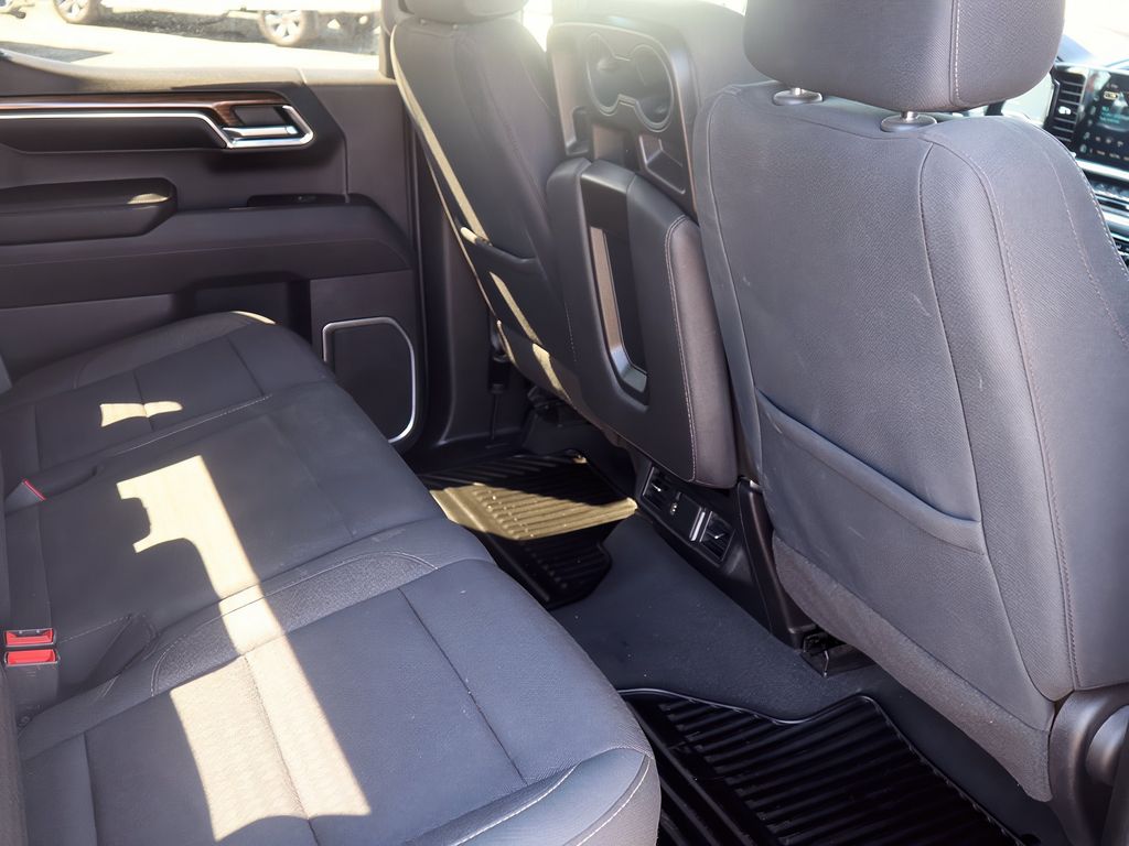 2023 Chevrolet Silverado 1500 LT photo 23