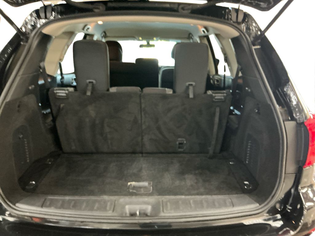 2020 Nissan Pathfinder S photo 19