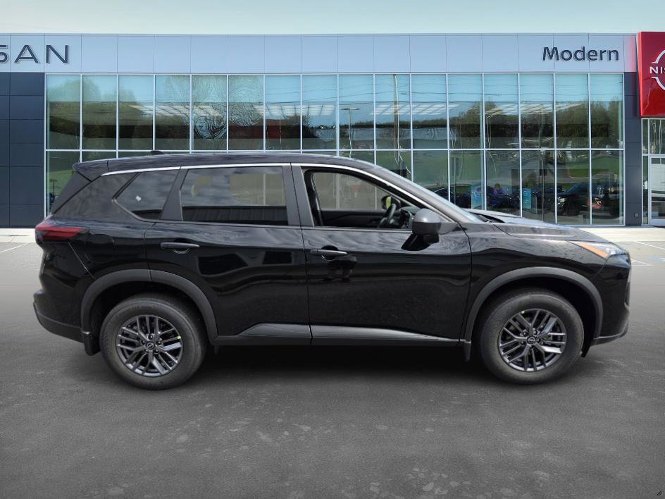 2026 Nissan Rogue S photo 3