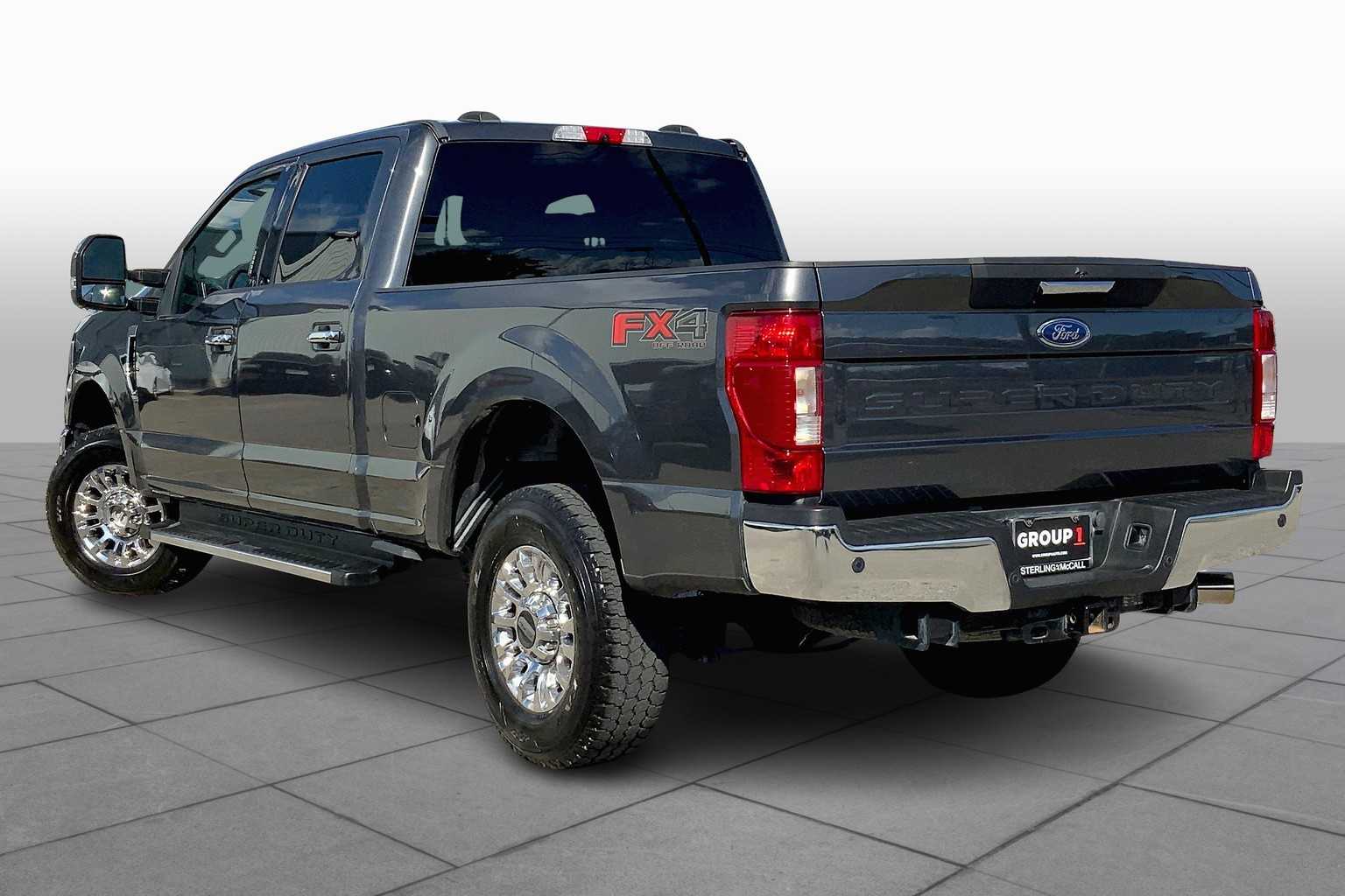 2020 Ford F-250 XLT photo 11