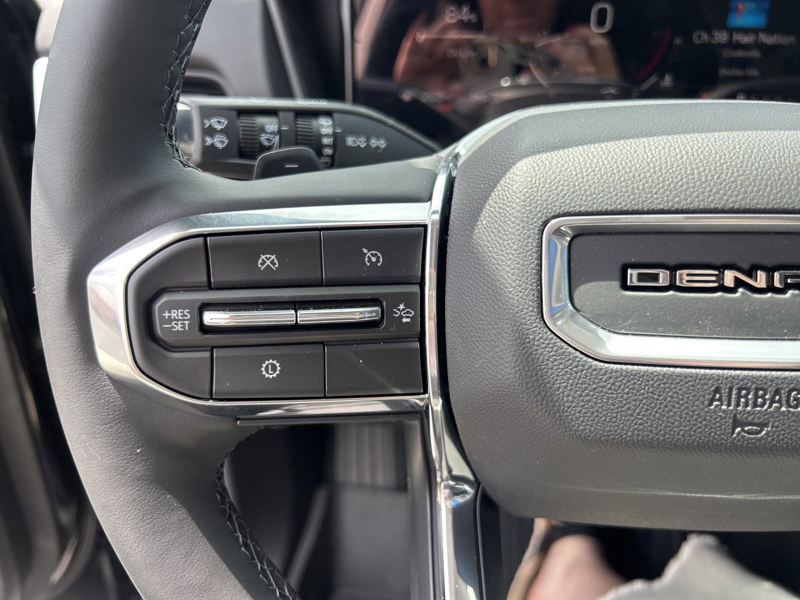 2026 Gmc Terrain Denali photo 24