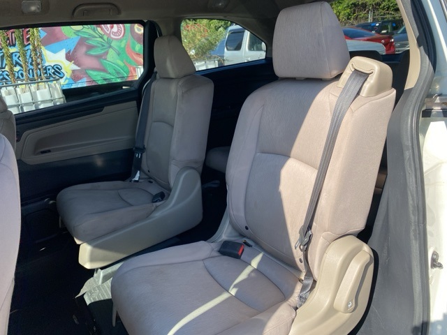 2019 Honda Odyssey LX photo 17