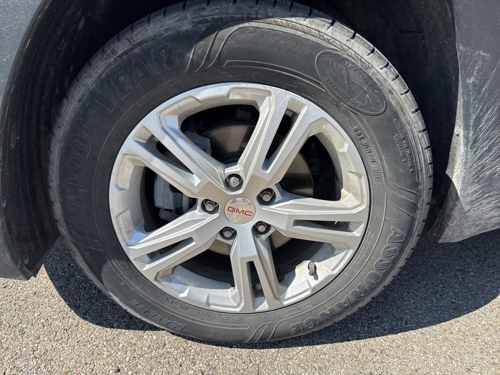 2020 Gmc Terrain SLE photo 2