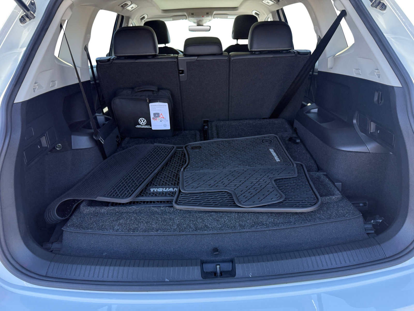 2022 Volkswagen Tiguan SE photo 17