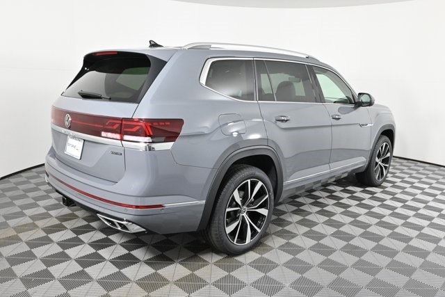 2025 Volkswagen Atlas SEL Premium R-Line photo 4