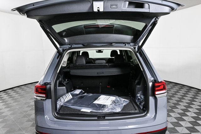 2026 Volkswagen Atlas SE Technology photo 28