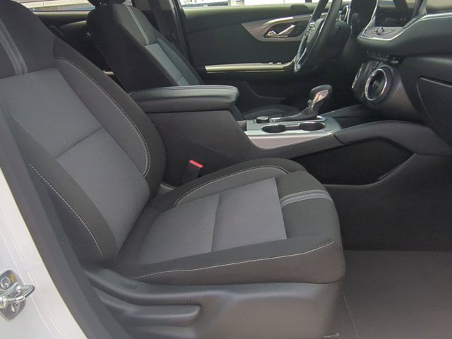 2025 Chevrolet Blazer 2LT photo 17