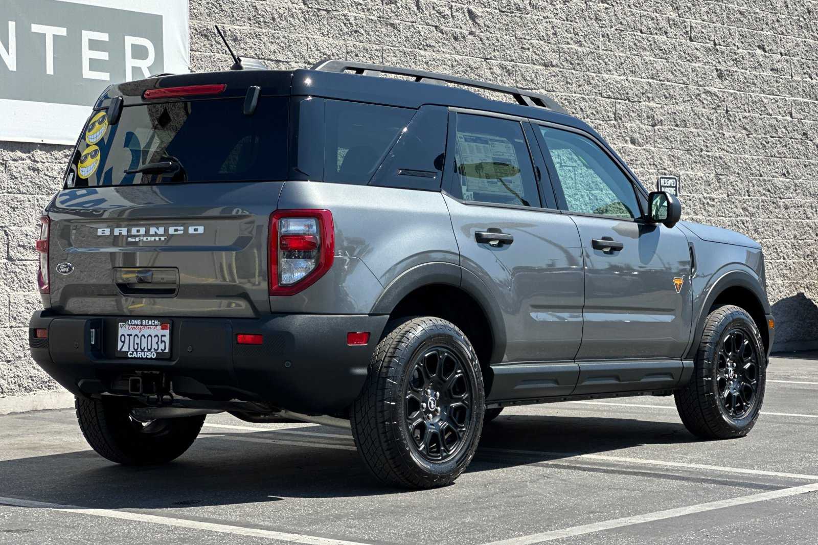 2025 Ford Bronco Sport Badlands photo 3