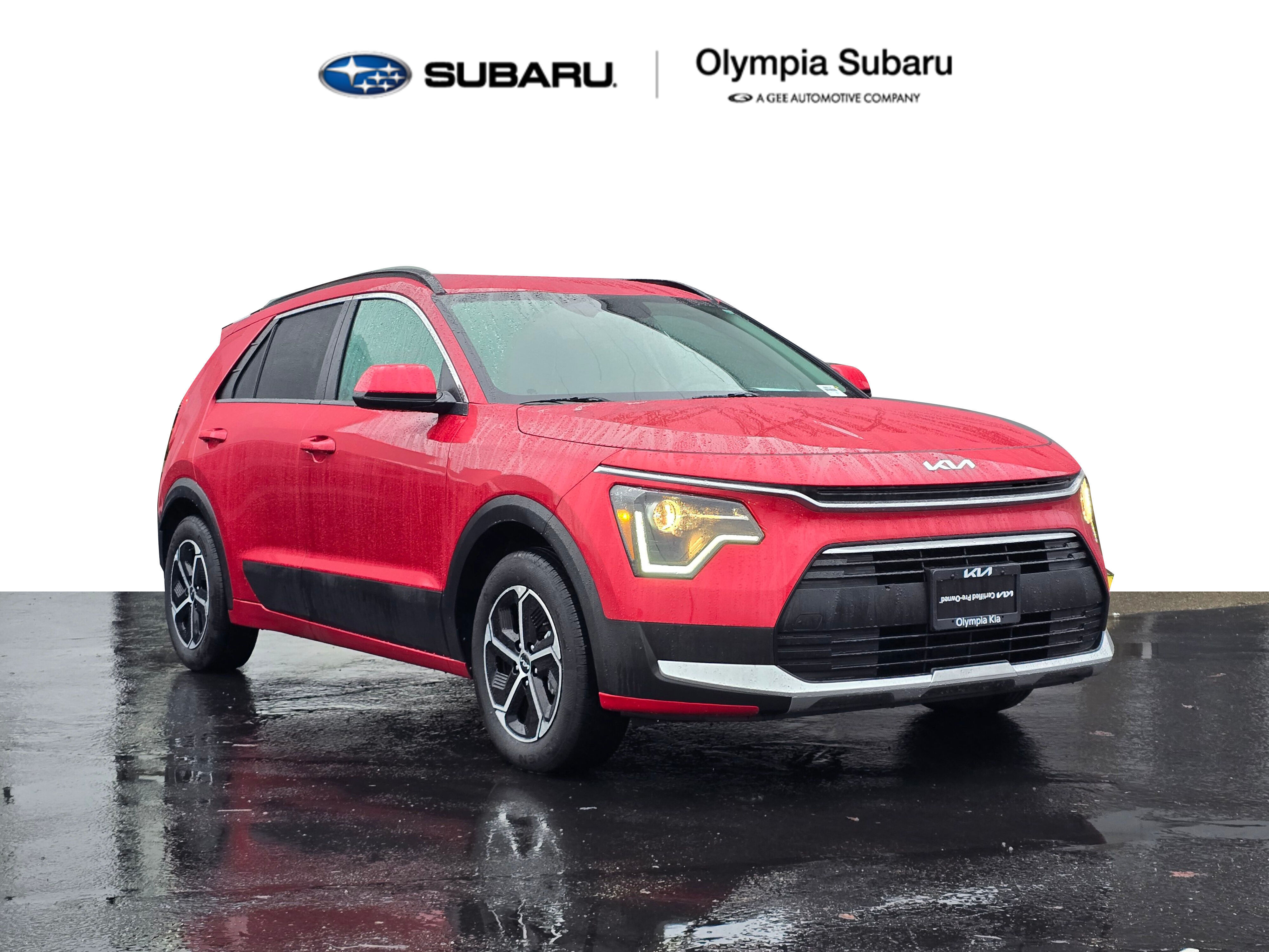 2024 Kia Niro LX's photo