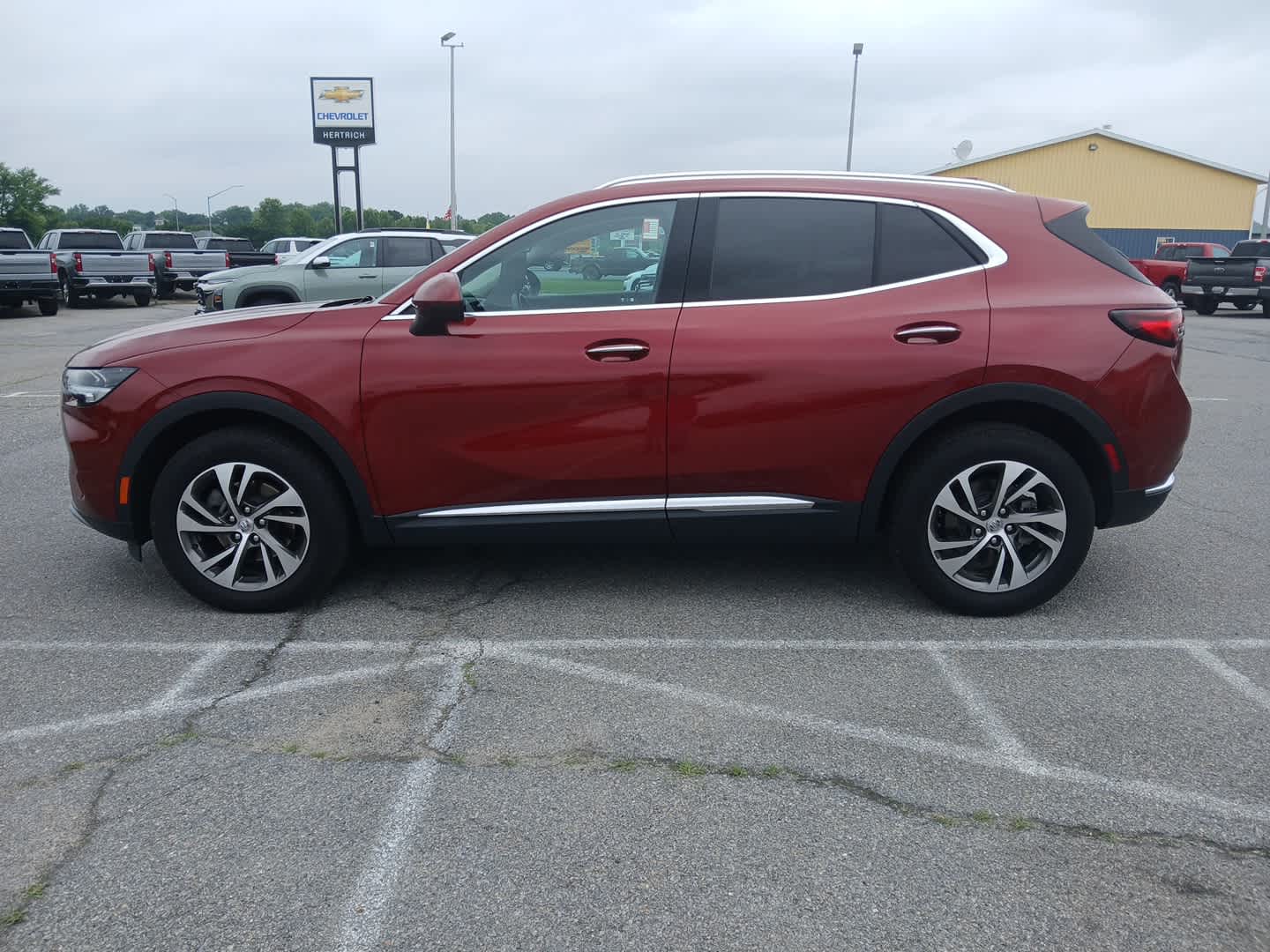 2023 Buick Envision Essence photo 2