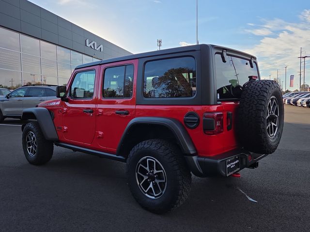 2024 Jeep Wrangler Rubicon photo 3