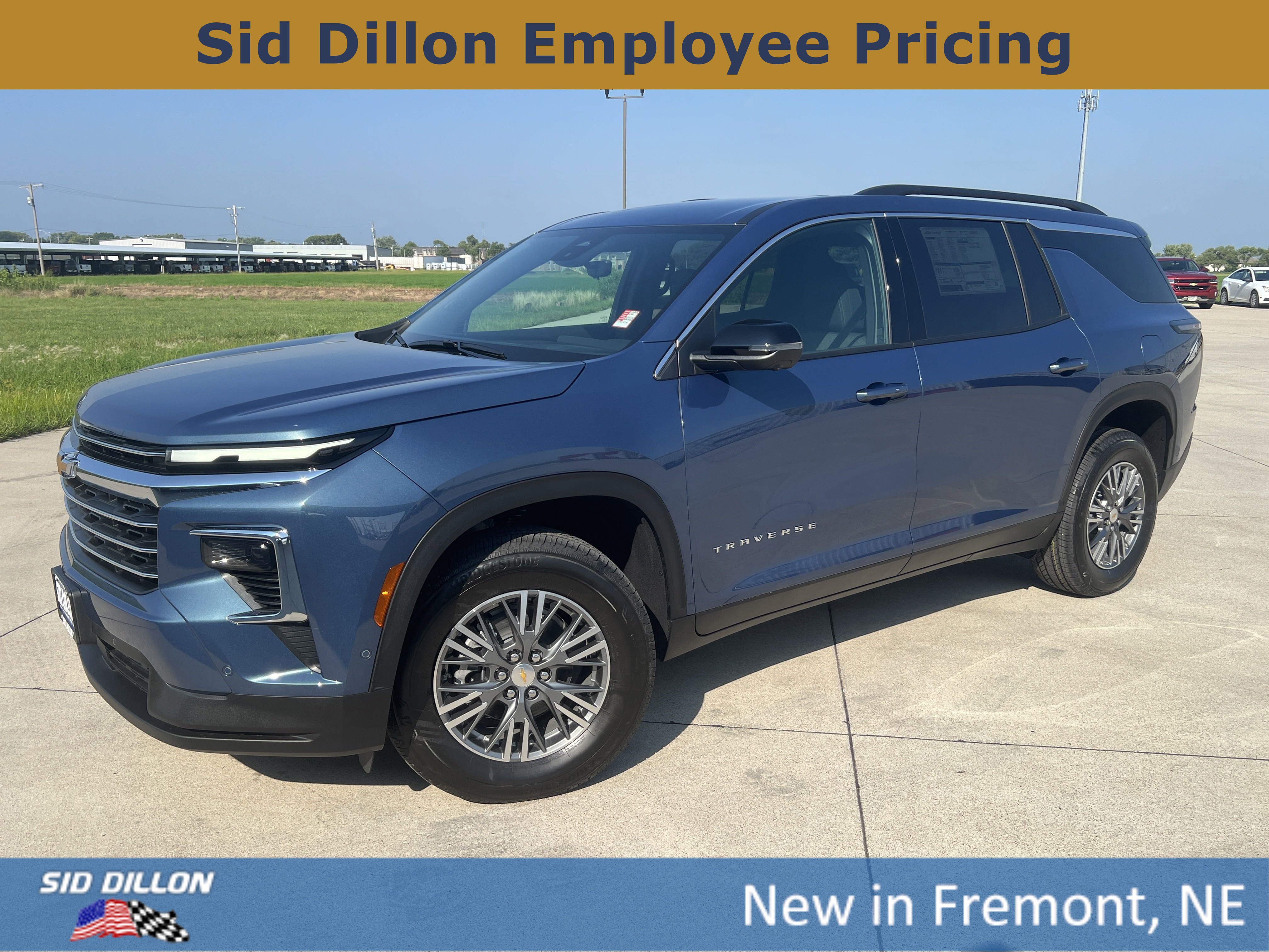 2026 Chevrolet Traverse LT's photo