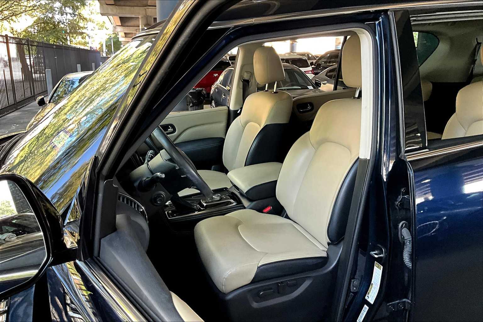 2023 Infiniti QX80 Premium Select photo 4