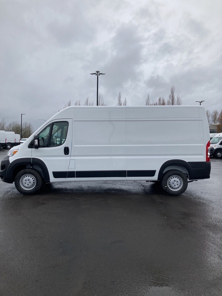 2025 Ram ProMaster 2500 photo 3