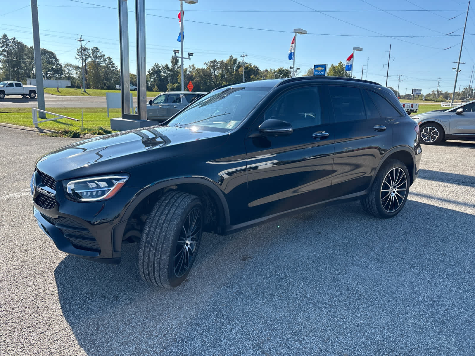 2022 Mercedes Benz GLC 300 photo 4