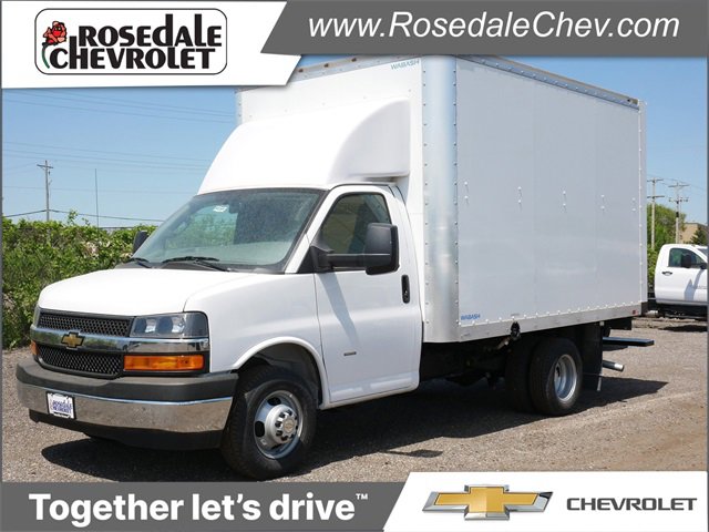 2024 Chevrolet Express Cutaway Base's photo