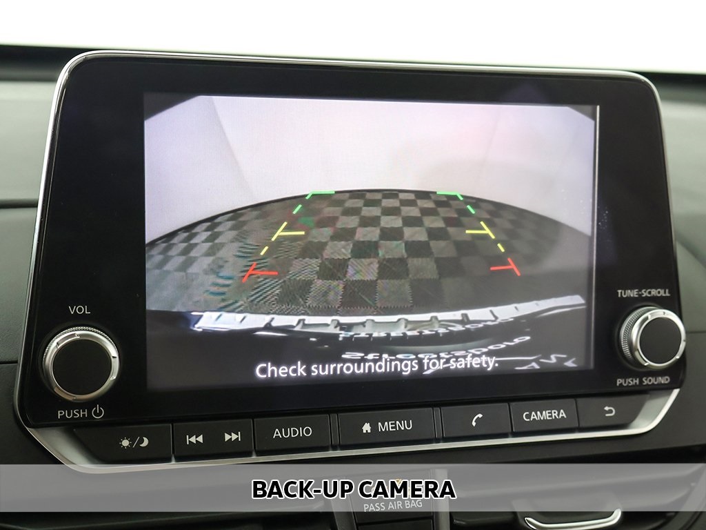 2022 Nissan Altima 2.5 SV photo 2