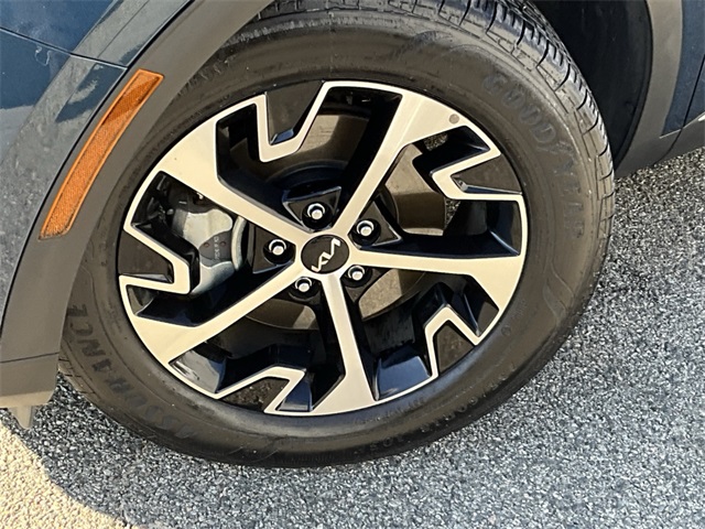 2023 Kia Sportage Hybrid EX photo 2