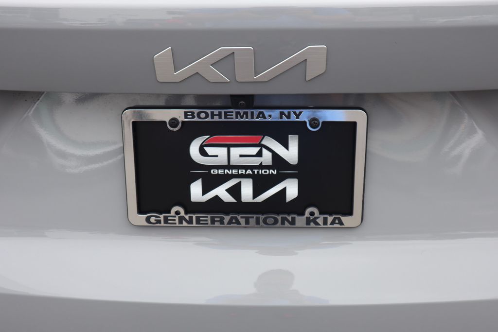 2025 Kia Sorento S photo 31