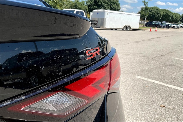 2025 Nissan Sentra SR Midnight Edition photo 8