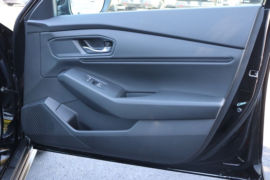 2025 Honda Accord SE photo 17