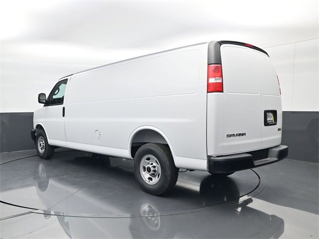 2025 Gmc Savana Cargo 3500 photo 4