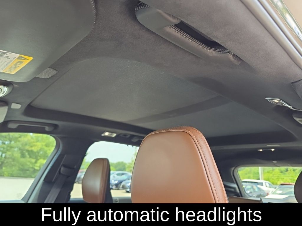2022 Volvo XC90 Recharge T8 Inscription photo 12