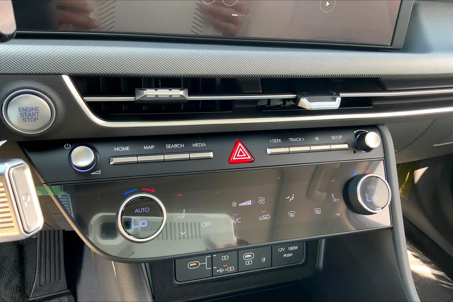 2024 Hyundai Sonata SEL photo 20