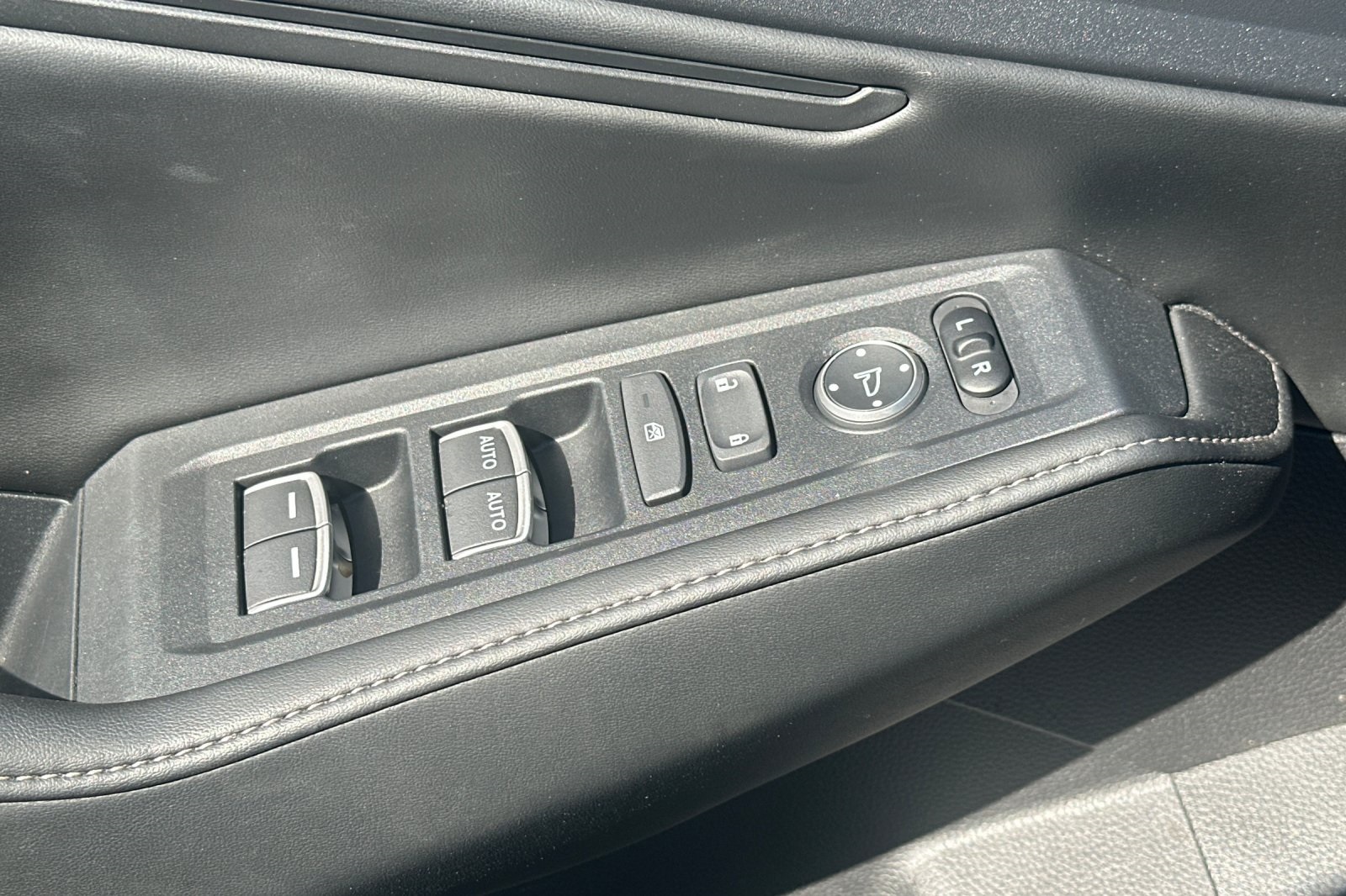 2023 Honda Accord Hybrid Sport photo 11