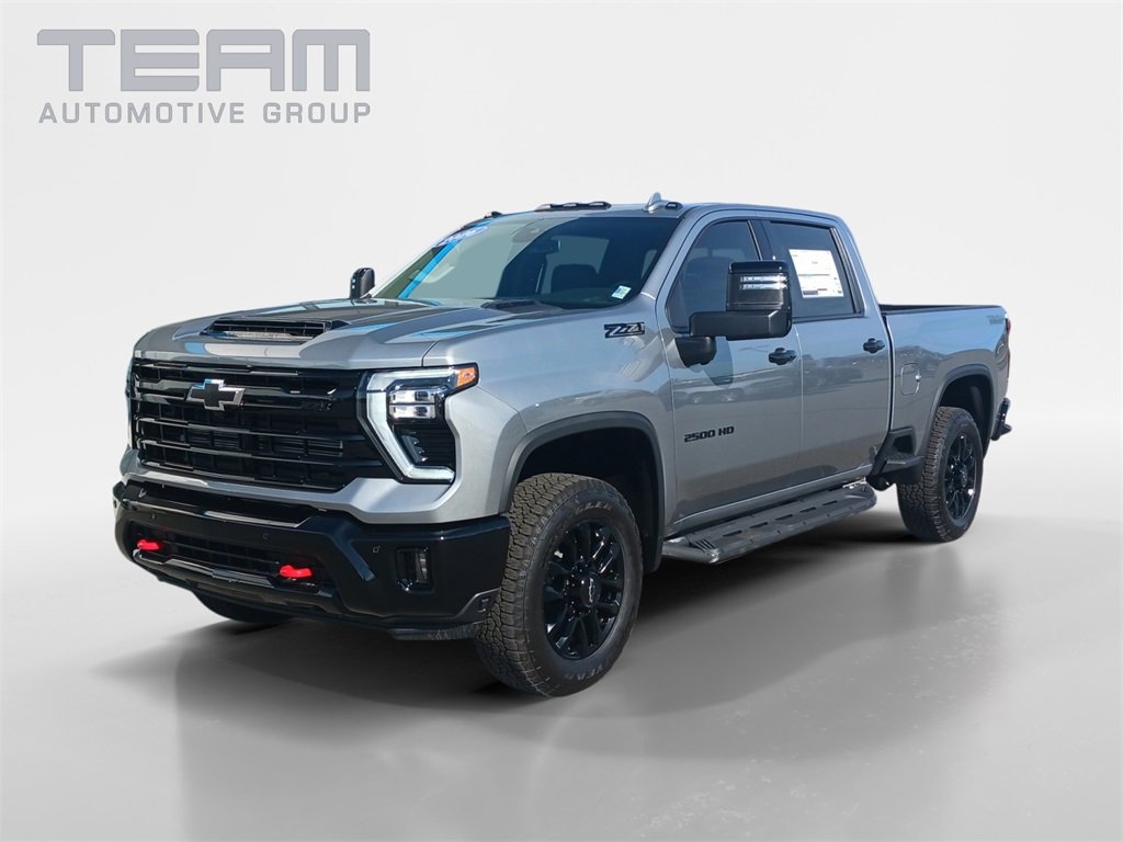 2026 Chevrolet Silverado 2500HD LTZ photo 2
