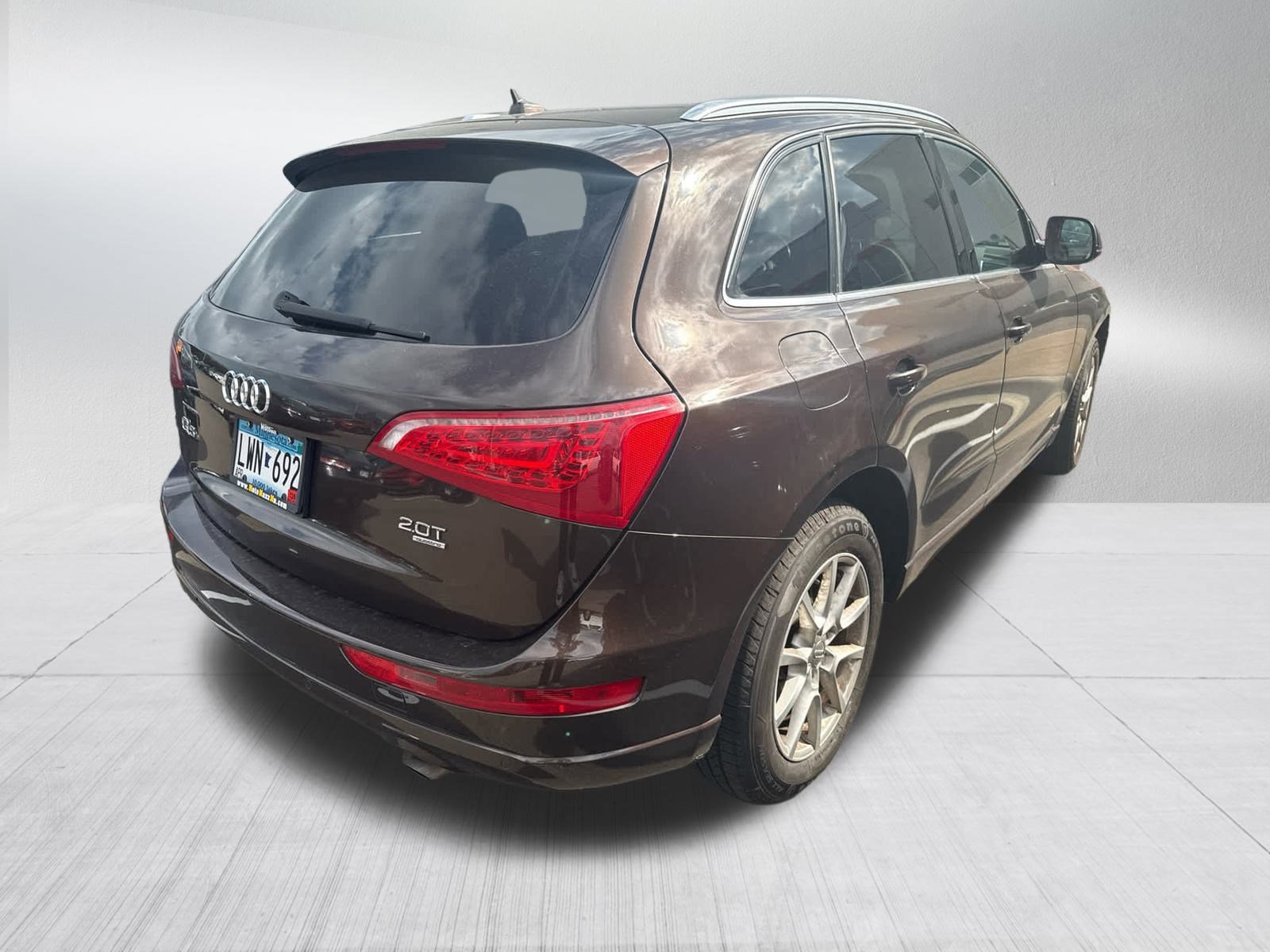 Used 2012 Audi Q5 Premium with VIN WA1LFAFPXCA044540 for sale in Golden Valley, MN