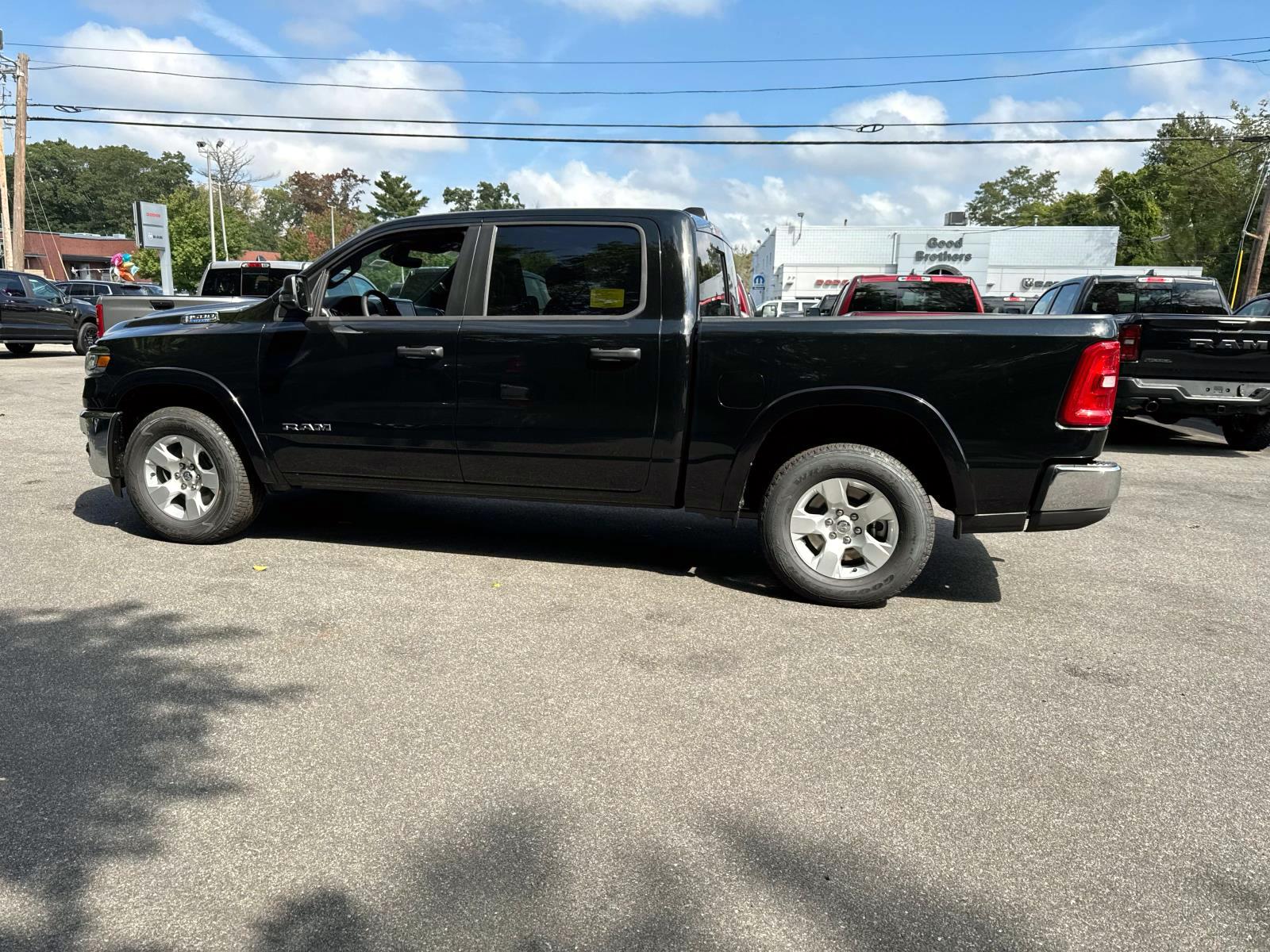 2025 Ram 1500 Big Horn photo 2