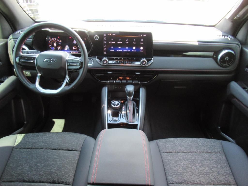 2024 Chevrolet Colorado Z71 photo 13