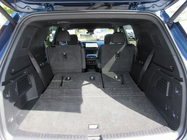 2025 Chevrolet Traverse photo 20