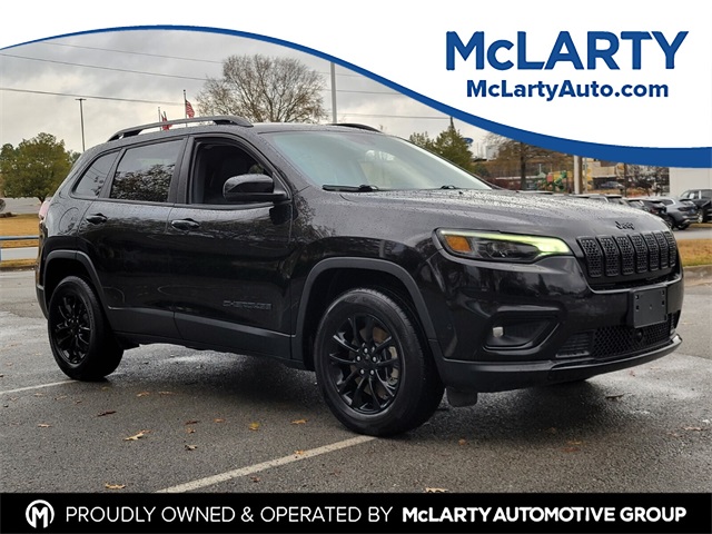 2023 Jeep Cherokee Altitude Lux's photo