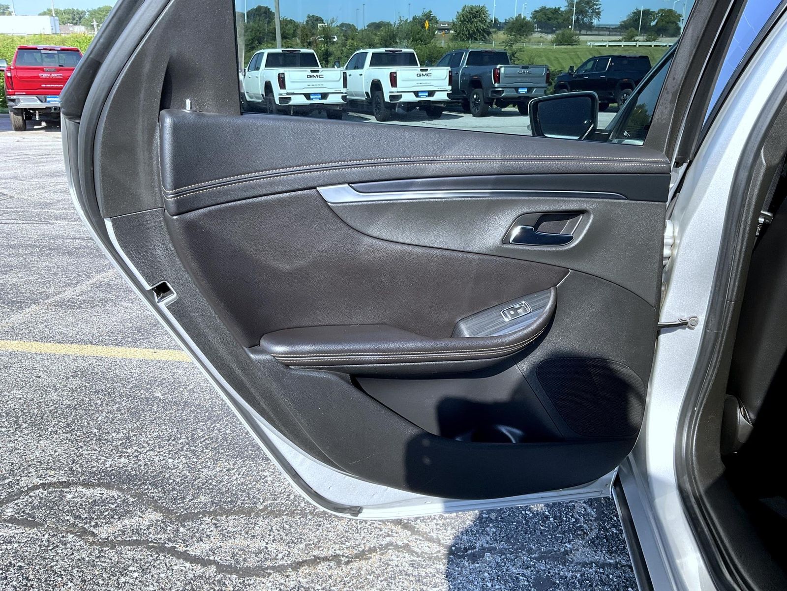 2019 Chevrolet Impala 1LT photo 20