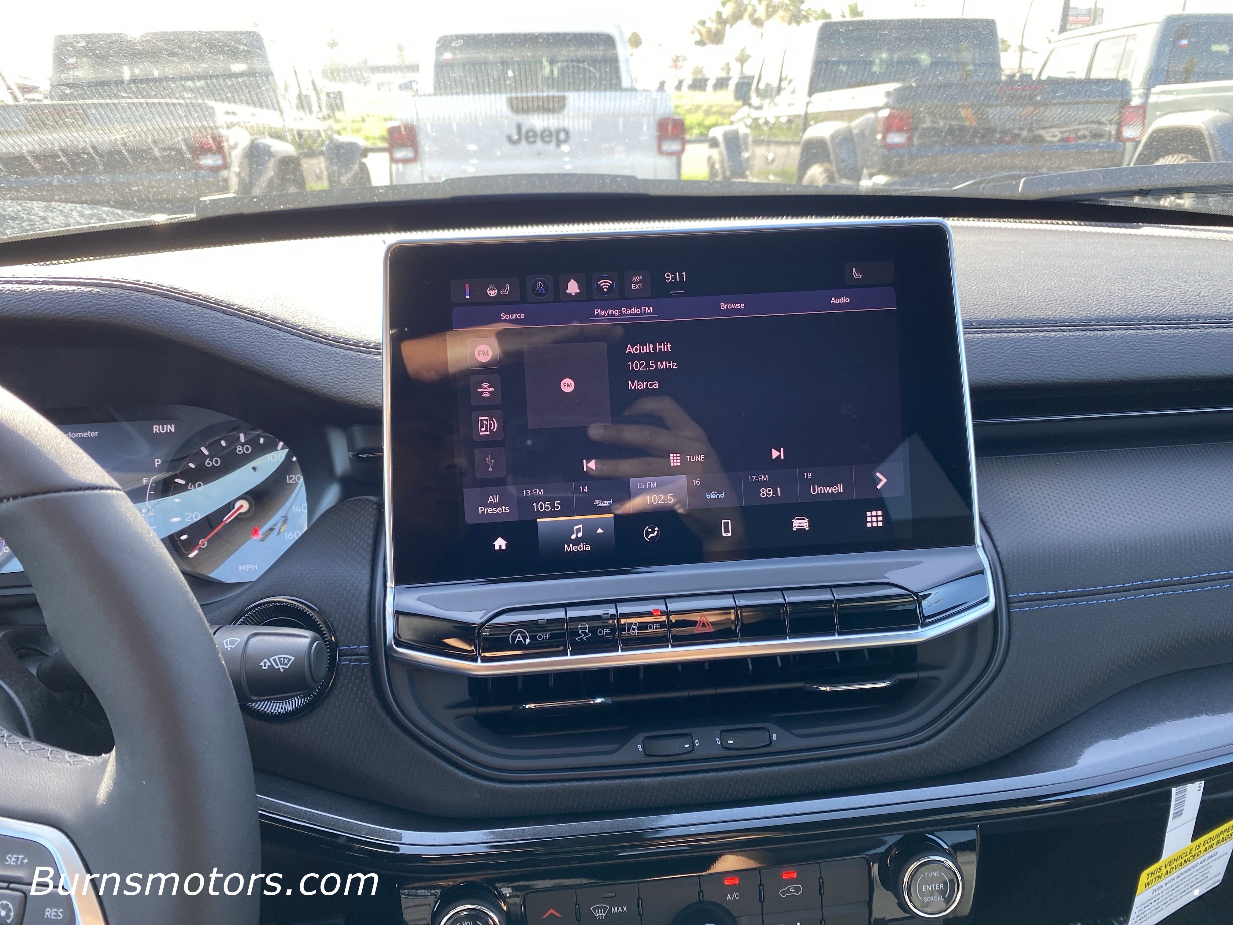 2025 Jeep Compass Altitude photo 4