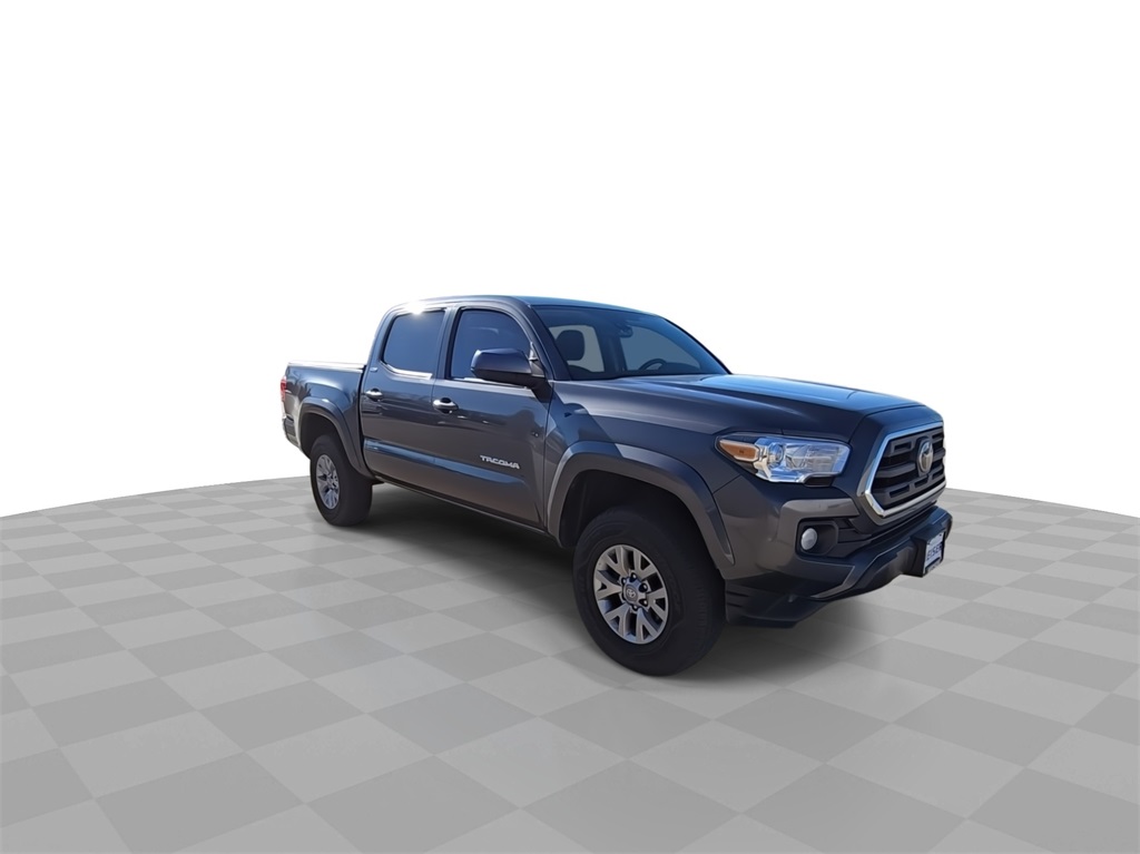2019 Toyota Tacoma SR5 photo 2