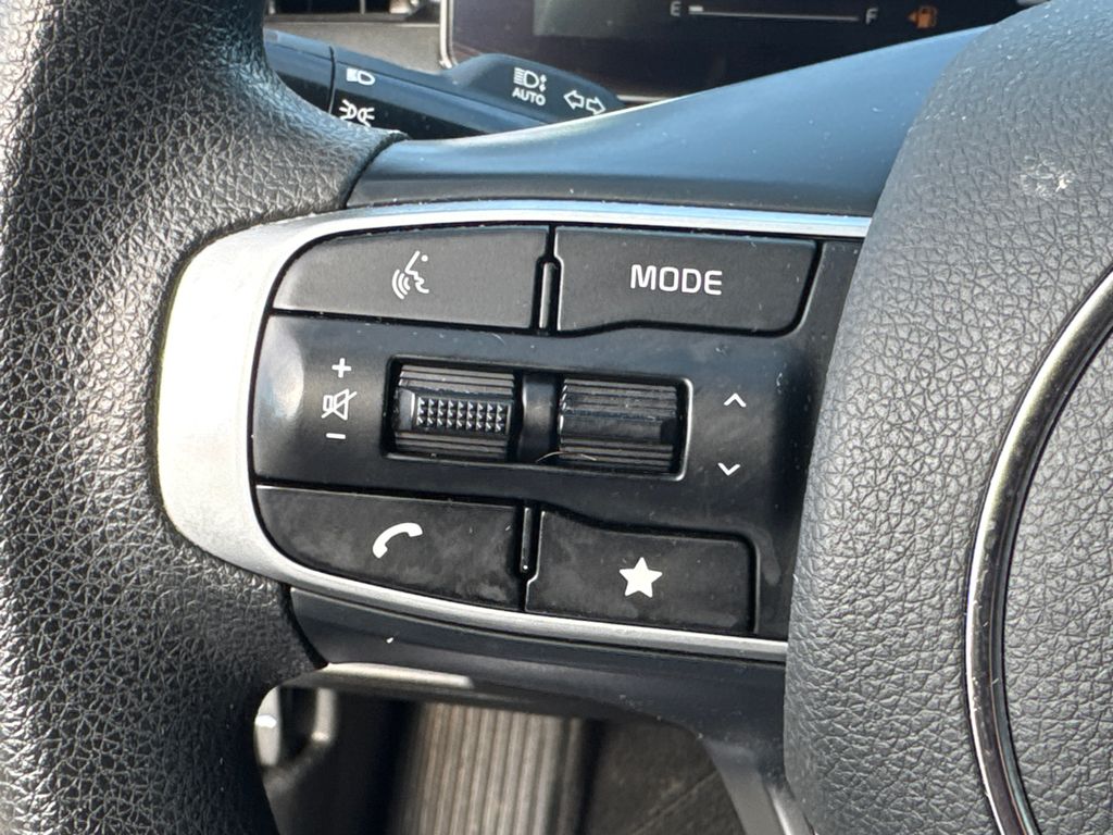 2025 Kia K5 LXS photo 23