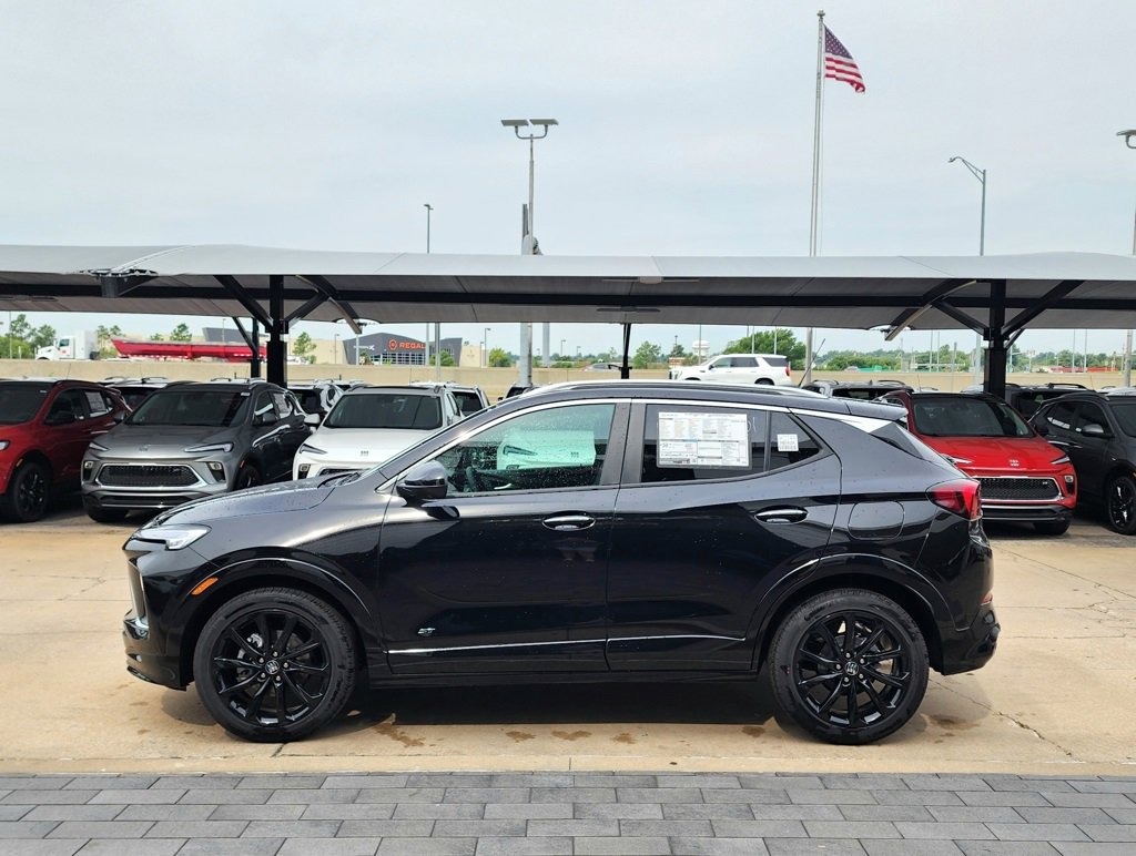 2026 Buick Encore GX Sport Touring photo 3