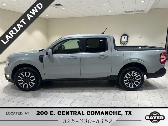 2022 Ford Maverick Lariat photo 2
