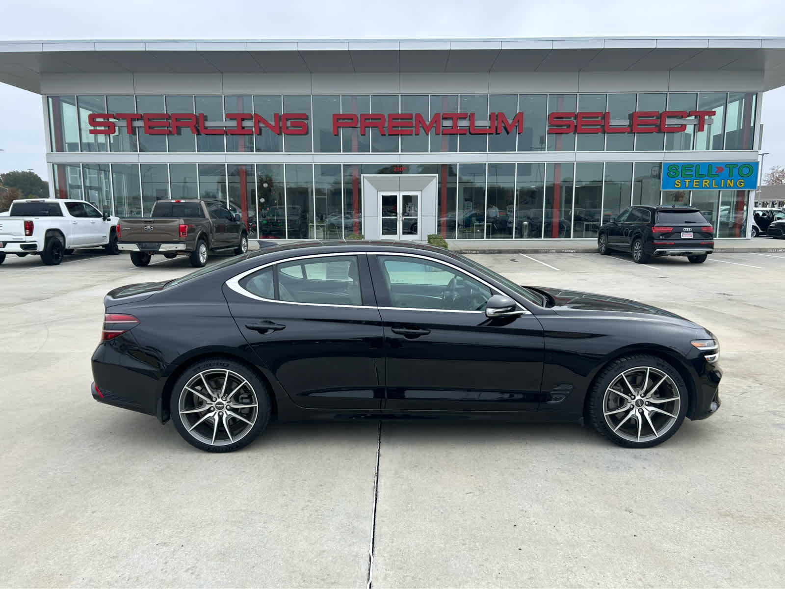 2023 GENESIS G70 Standard