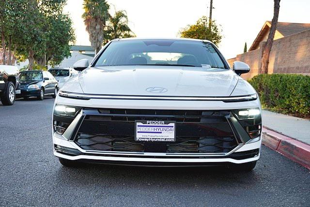 2026 Hyundai Sonata Hybrid SEL photo 4