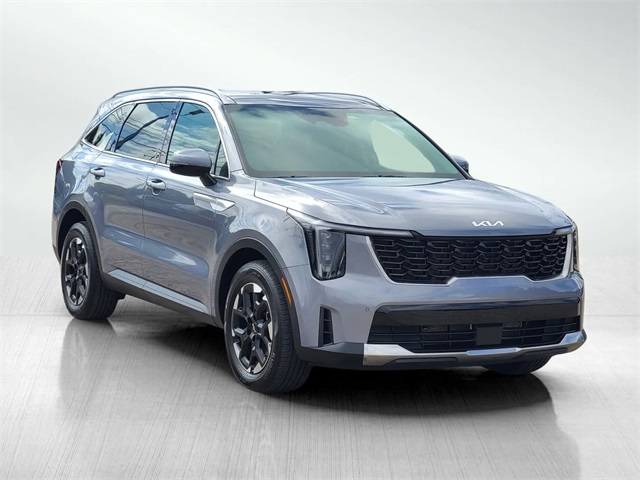 2024 Kia Sorento S photo 3