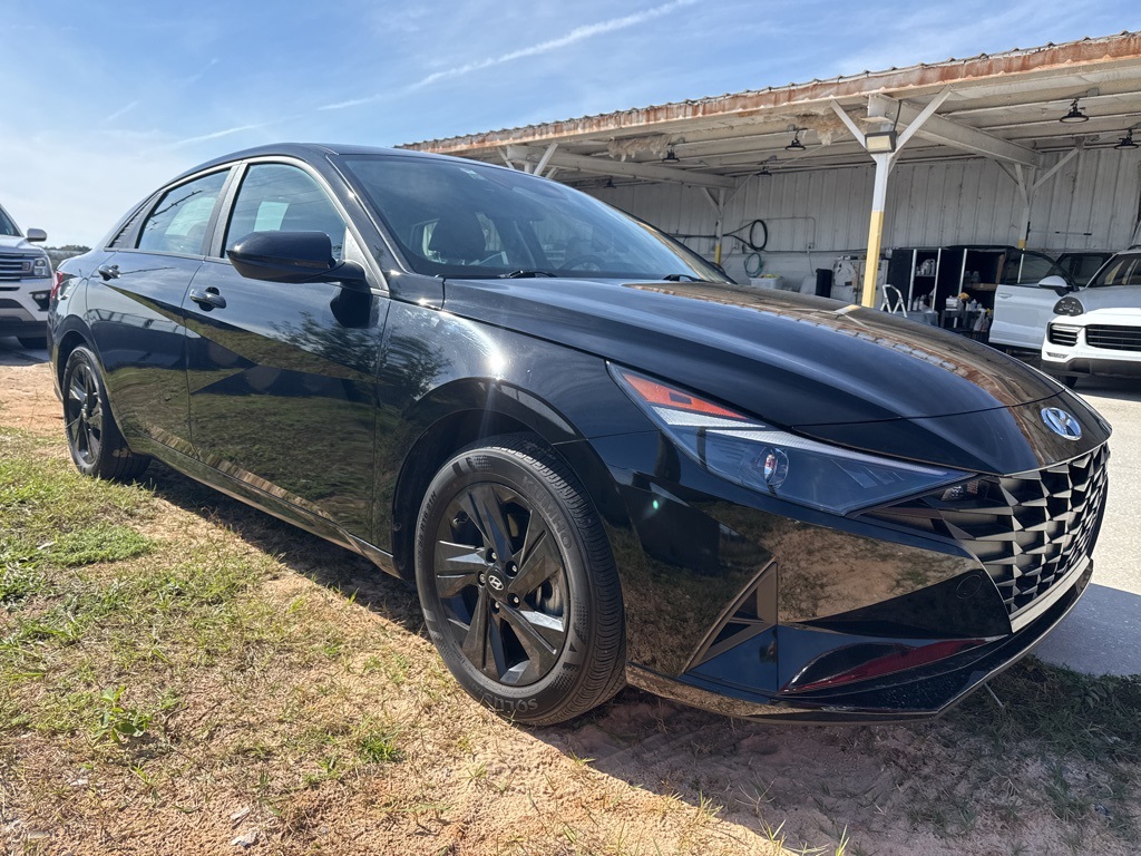2023 Hyundai Elantra Blue