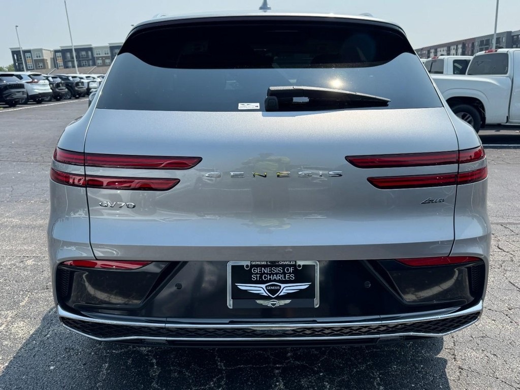 2026 Genesis GV70 2.5T Select photo 4