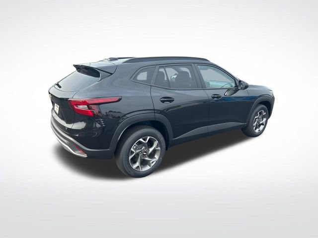 2025 Chevrolet Trax LT photo 4