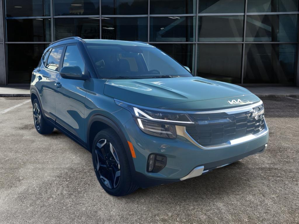 2026 Kia Seltos SX photo 3
