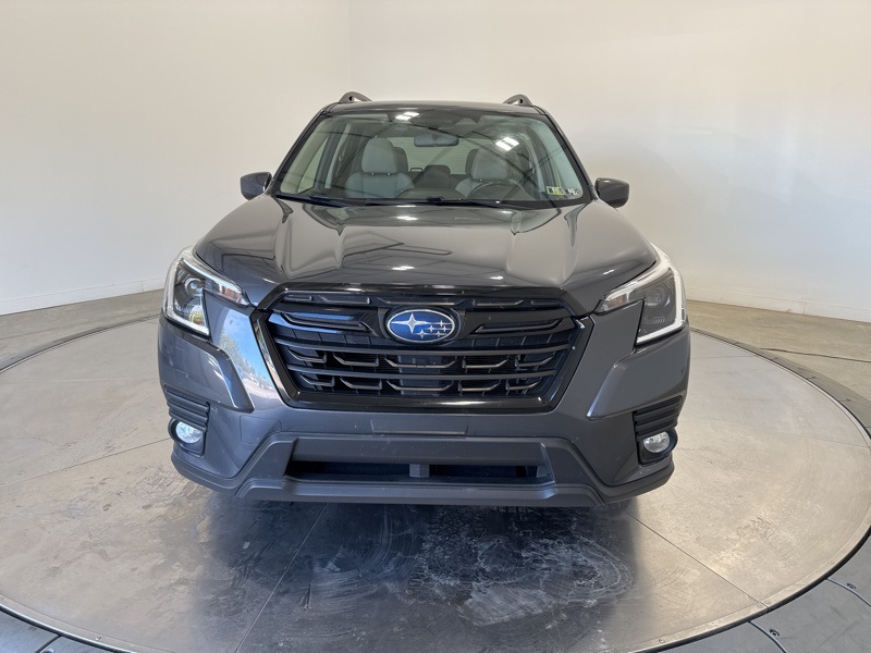 2022 Subaru Forester Premium photo 2