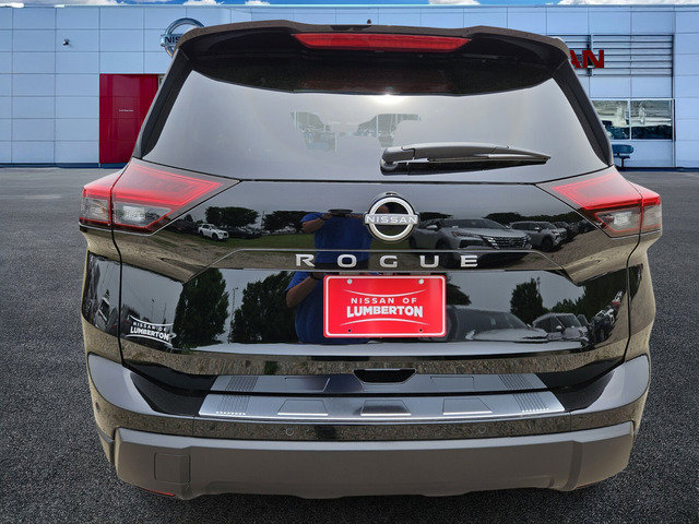 2025 Nissan Rogue SV photo 4